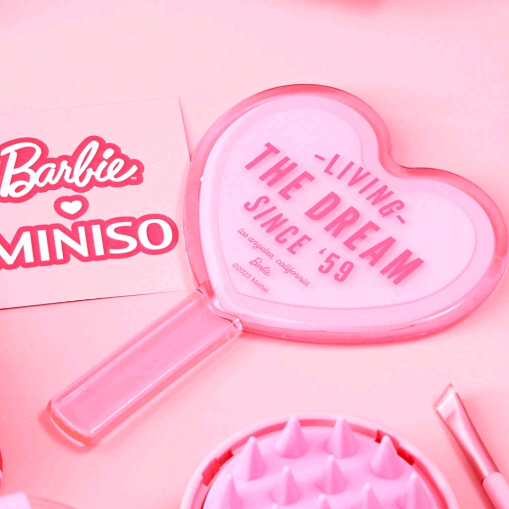 Barbie Mini Hand Mirror